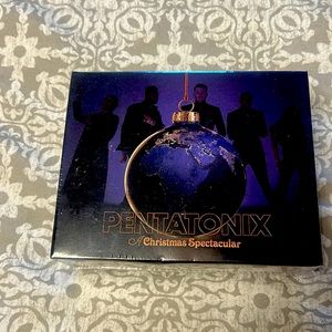 Pentatonix  exclusive jigsaw puzzle from Christmas Spectacular VIP package 2022
